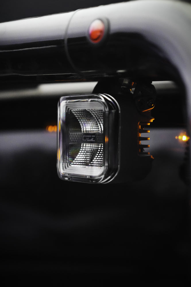 OZZ SQR 3" LED Work Light – Flood Beam with R65 Class 2 Warning Light, 12–24V