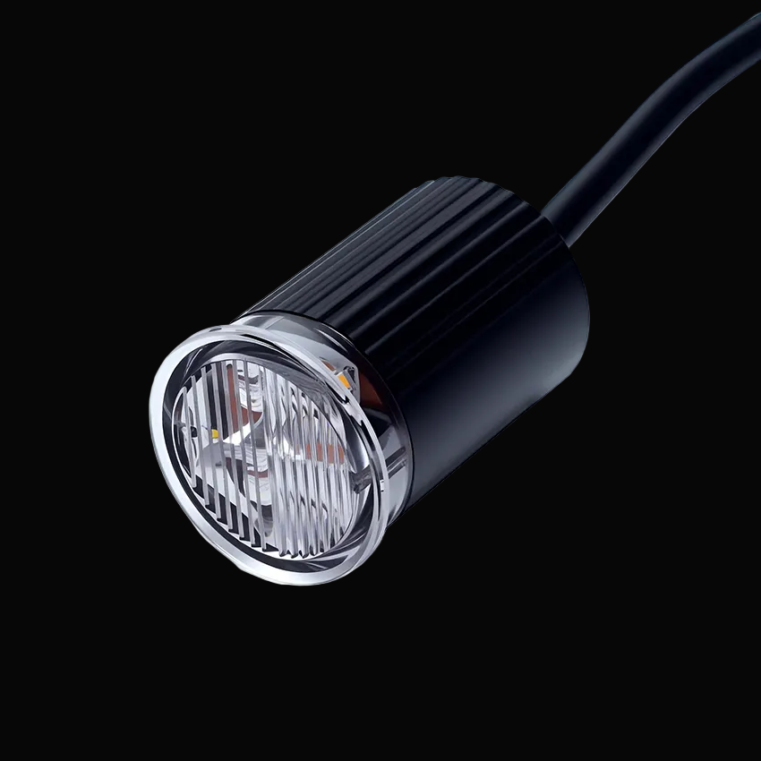 AXISDefender™ Covert – R65 TA2 Dual Colour LED Fend-Off Lamp (12/24V)