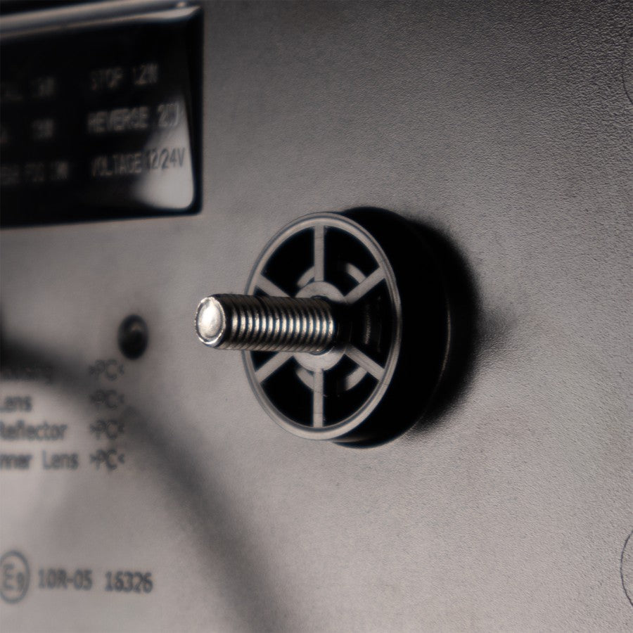 Truck LED L18 Series Multifunction Rear LED Lamp With Dynamic Indicator