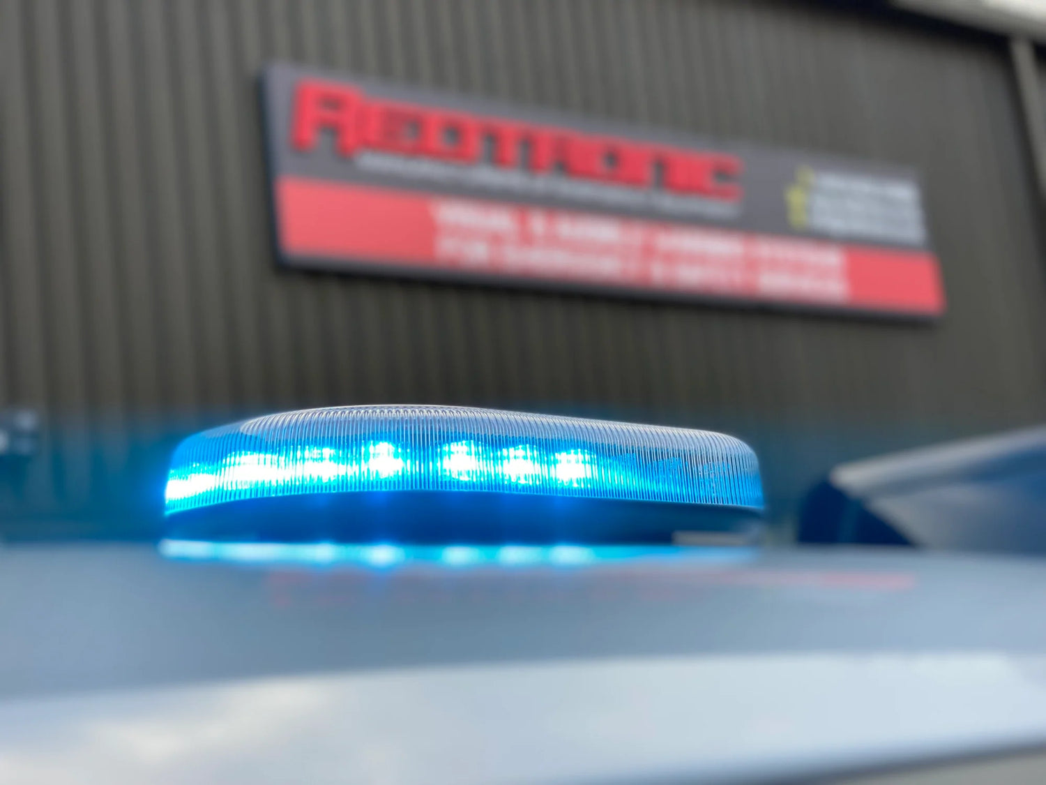 Redtronic Tornado LED Low Profile Microbar